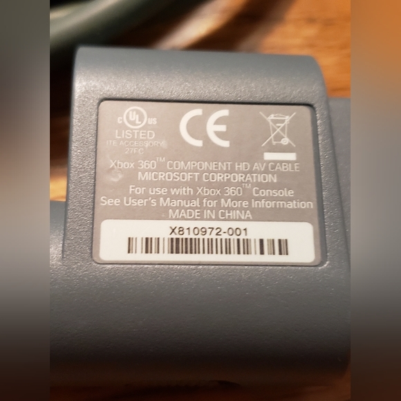 XBOX 360 HDTV CABLE Free with order - Picture 2 of 9